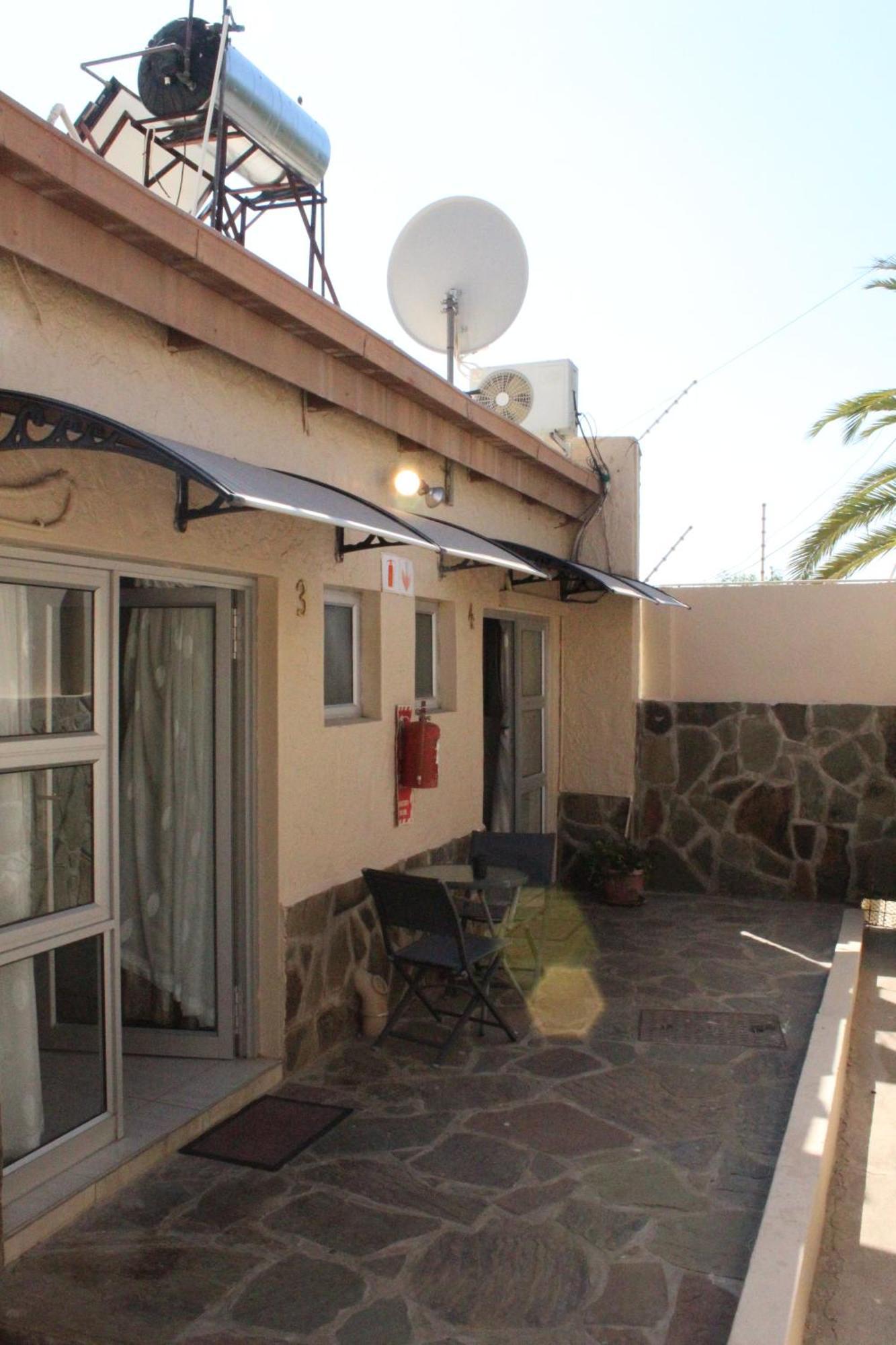 Esperanca Guesthouse Windhoek Exterior photo